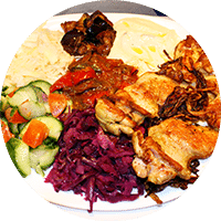 Assiette israélienne, haut de cuisse de poulet grillé